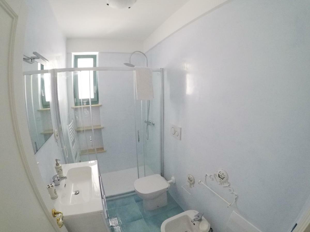 Gyaaim Villa Castro  Luaran gambar